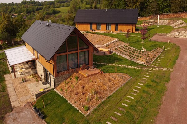 Modern vakantiehuis in boomgaard bij meer, 6 personen - thumbnail 1