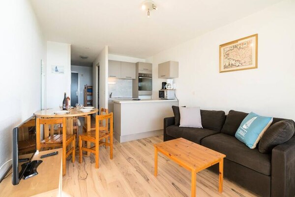 Studio met zeezicht en loggia op 50 meter van Grande Plage in Carnac - thumbnail 3