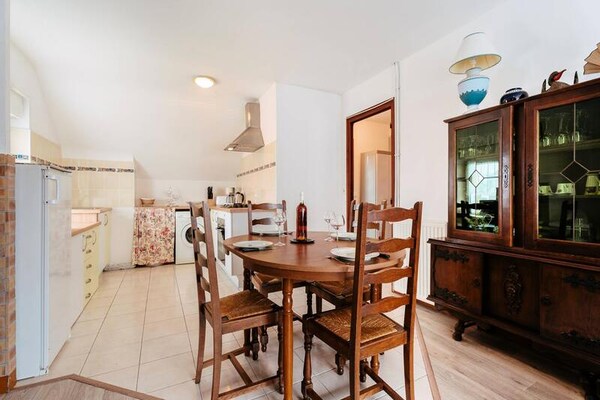 Licht appartement op 2e etage, tussen strand en centrum van Carnac - thumbnail 1