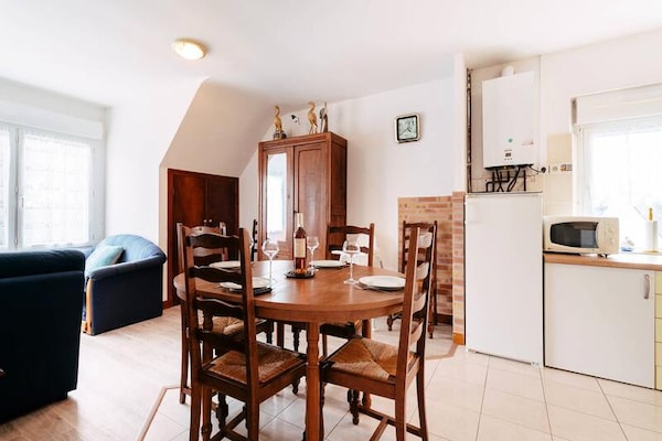 Licht appartement op 2e etage, tussen strand en centrum van Carnac - thumbnail 2