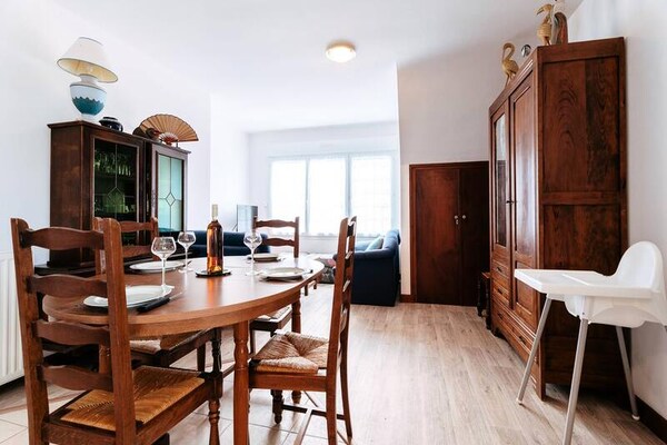 Licht appartement op 2e etage, tussen strand en centrum van Carnac - thumbnail 4
