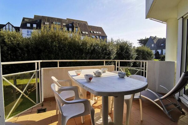 Licht appartement op 150m van Grande Plage met balkon op zuiden - thumbnail 1