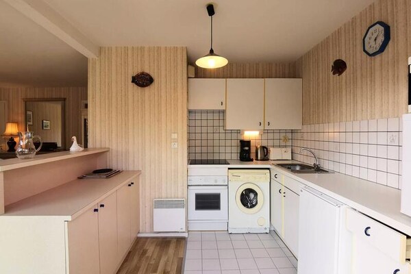 Licht appartement op 150m van Grande Plage met balkon op zuiden - thumbnail 4
