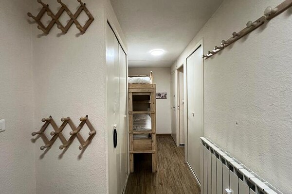 Zonnig 8-persoons appartement op 300m van de piste in Uvernet-Fours - thumbnail 4