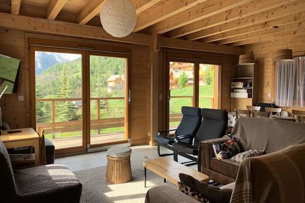 Ruim modern appartement in Uvernet Fours voor 10 personen - thumbnail 1