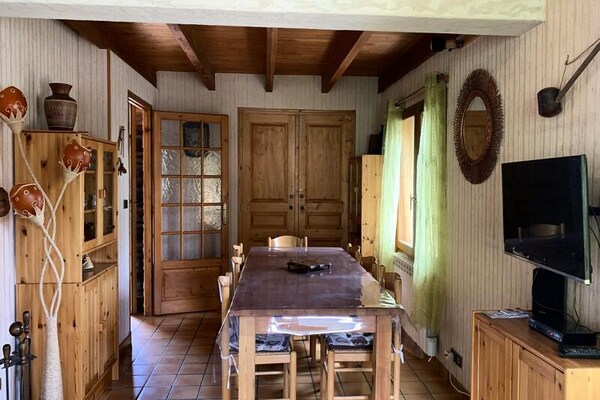 Ruim chalet voor 8 bij de piste in Uvernet-Fours, met bergzicht - thumbnail 3