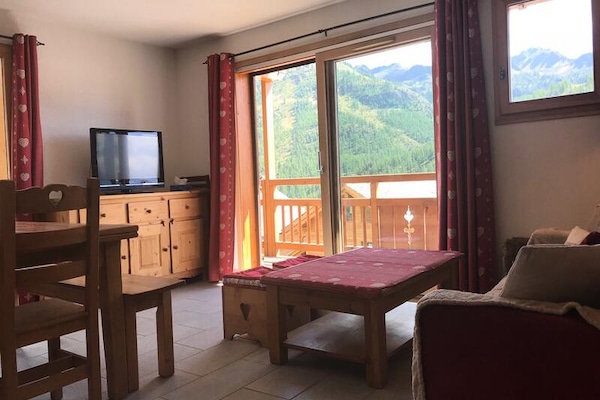 Chalet Du Bois De Suffin N 10: Luxe ski-appartement voor 8 personen in Montgenèvre - thumbnail 4