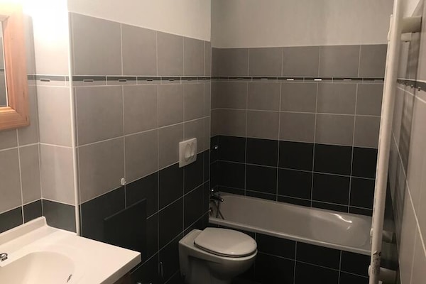 Chalet Du Bois De Suffin N 10: Luxe ski-appartement voor 8 personen in Montgenèvre - thumbnail 5