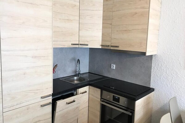 Rustiek appartement voor 8 personen op 100 meter van de piste in Montgenèvre - thumbnail 6