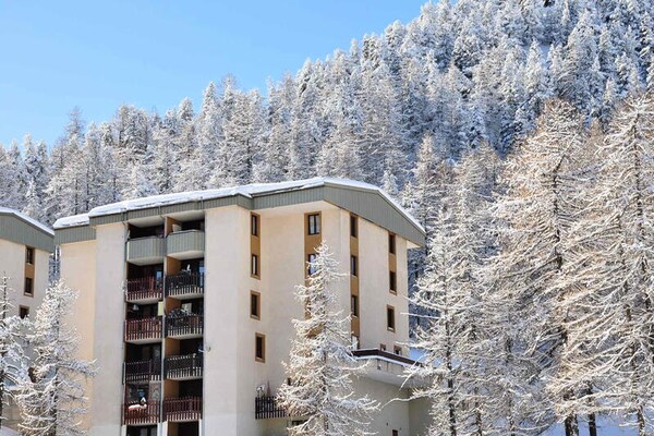 Ruim appartement op 50 meter van de piste in Montgenèvre - thumbnail 1