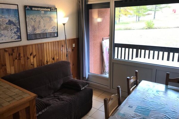 Ski-in/ski-out duplex voor 6 personen met balkon in Montgenèvre - thumbnail 2