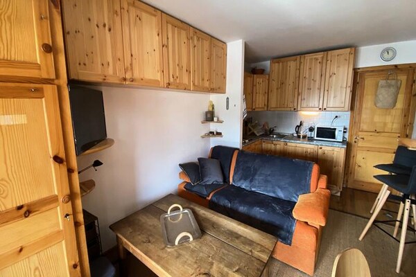 Knus appartement op 400 meter van de piste in Montgenèvre - thumbnail 4