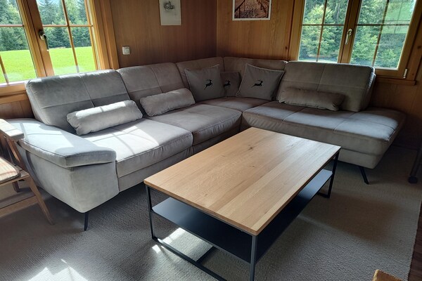 Vrijstaand chalet voor 7 in Sibratsgfäll, direct aan de skilift - thumbnail 4