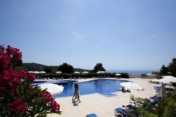 Zonnig appartement met zeezicht nabij Sainte-Maxime - thumbnail 5