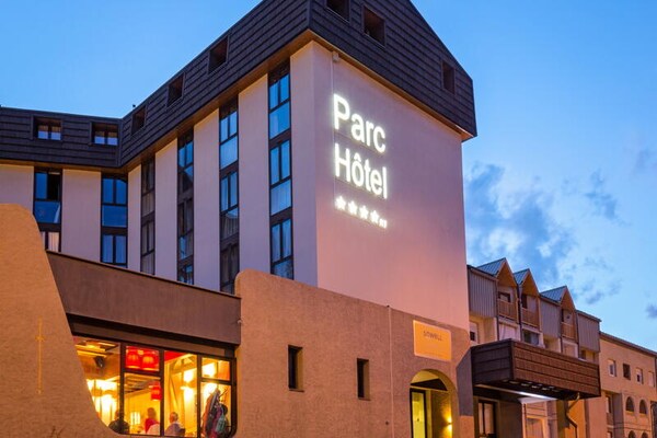 Sowell Hôtels Le Parc & SPA: Stijlvol appartement in historisch Briançon - thumbnail 2