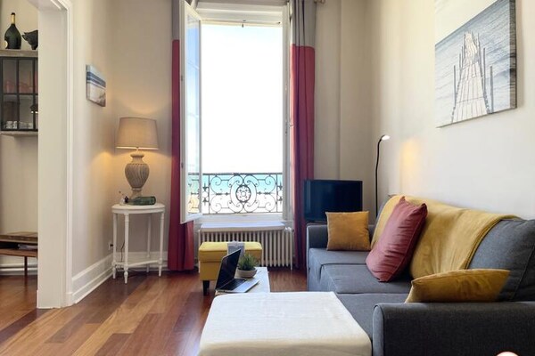 Roches Normandes: Appartement met Zeezicht en Terras in Trouville-sur-Mer - thumbnail 2