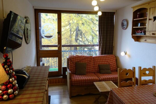 Studio op 7e verdieping direct aan de piste in Bourg Saint Maurice - thumbnail 6
