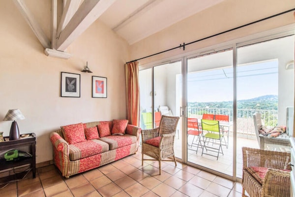 Ruim appartement voor 8 personen bij Saint-Tropez met zwembadparadijs - thumbnail 3