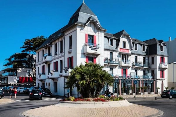 Knus appartement vlakbij zee in Pornichet met zwembad - thumbnail 6