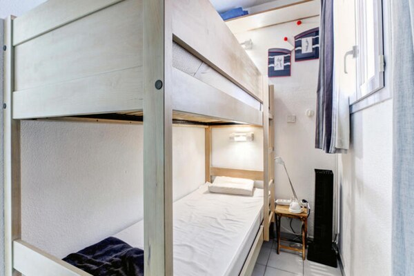 Knus appartement in bosrijk park, vlakbij strand Giens - thumbnail 6