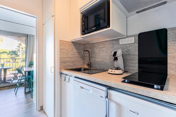Knus appartement in Hyères op 300 meter van het strand - thumbnail 3