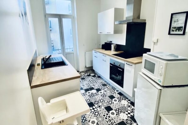 Ruim appartement met 2 slaapkamers, 5 minuten van TGV-station Metz - thumbnail 5