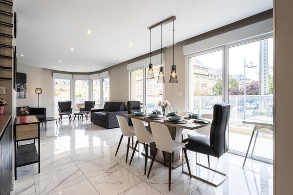 Licht appartement met terras in het hart van Metz, vlakbij het centrum - thumbnail 2