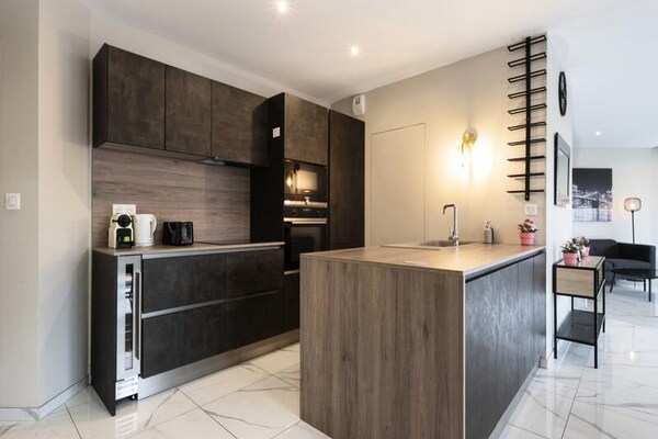 Licht appartement met terras in het hart van Metz, vlakbij het centrum - thumbnail 4