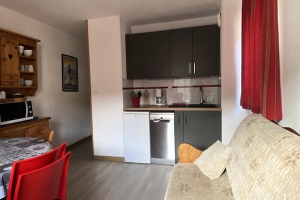Zonnig appartement aan de piste in Morillon 1100, voor 7 personen - thumbnail 4