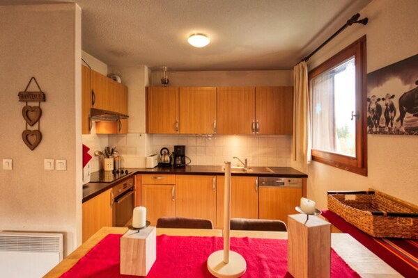Ruim 10-persoons appartement aan de piste in Morillon 1100 - thumbnail 3