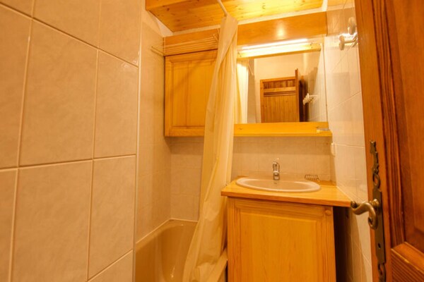 Knus appartement op de begane grond in Morillon, vlakbij de gondel - thumbnail 1