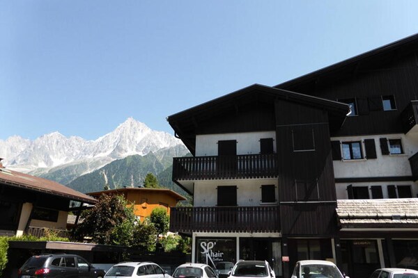 Appartement met Mont-Blanc uitzicht in Les Houches, 6 pers., 200m van ijsbaan - thumbnail 1