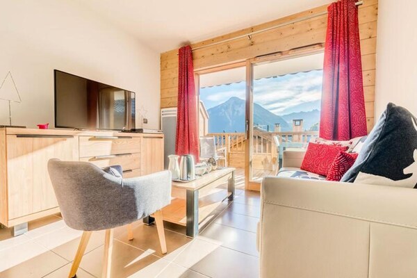 Ruim 6-persoons appartement met zuidbalkon op 20 meter van de gondel - thumbnail 2