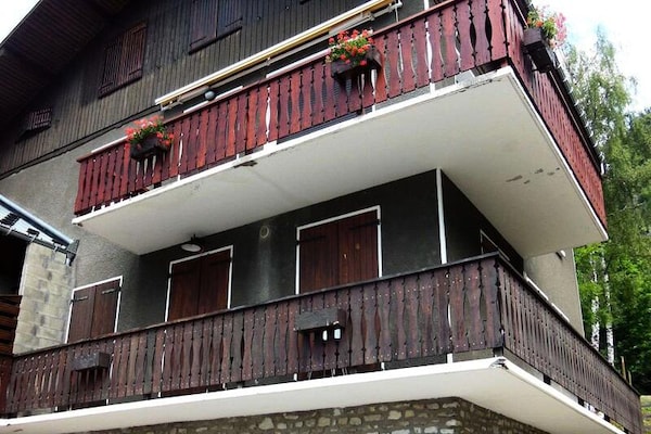 Gerenoveerd 6-persoons appartement met uitzicht op 400m van de gondel - thumbnail 1