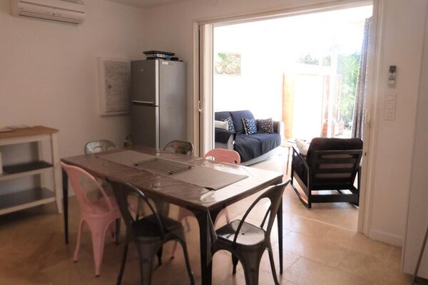 Luxueus gerenoveerd appartement met 2 slaapkamers op Domaine Font Mourier, 3 km van zee - thumbnail 5