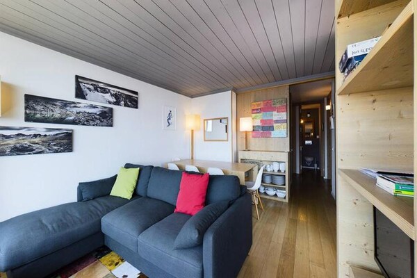 Authentiek 6-persoons appartement op de topverdieping, 150m van de piste - thumbnail 1