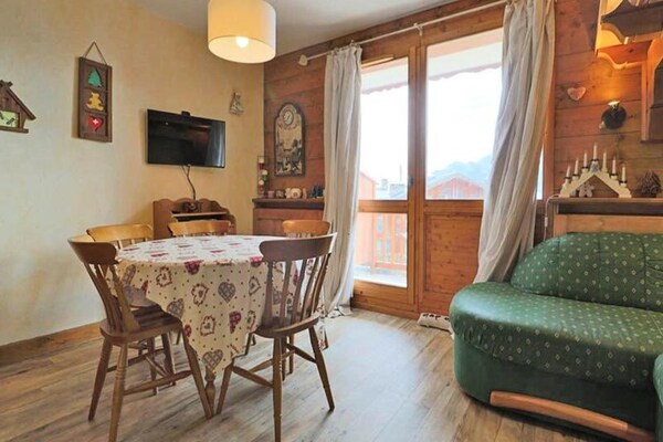 Zonnig 3-kamerappartement op 150m van de skilift in Montvalezan - thumbnail 4