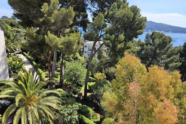 Studio met zeezicht en balkon nabij strand en haven in La Seyne-sur-Mer - thumbnail 3