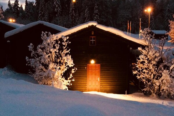 Compact chalet voor 4 personen nabij de pistes in Les Carroz - thumbnail 1