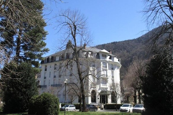 Knus appartement in hartje Bagnères-de-Luchon, vlakbij de markt - thumbnail 1