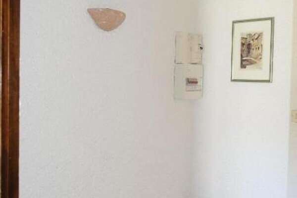 Licht appartement in Propriano met uitzicht op zee, tuin en zwembad - thumbnail 6