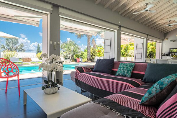 Villa Azur: Eigentijds appartement met privézwembad in Saint-François - thumbnail 4