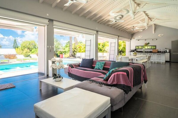 Villa Azur: Eigentijds appartement met privézwembad in Saint-François - thumbnail 6