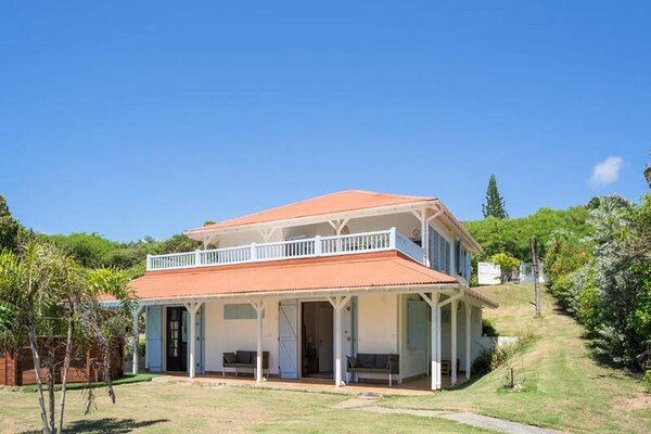 Villa Blue Horizon: Creools appartement met zeezicht in Saint-François, Guadeloupe - thumbnail 2