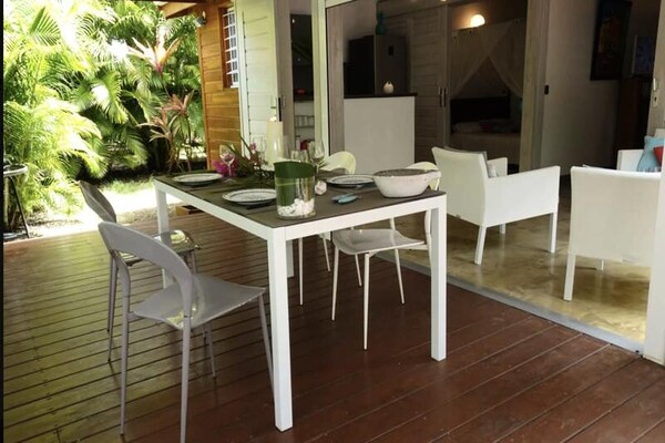 Sfeervol appartement met tuin in Saint François, vlakbij het strand - thumbnail 2