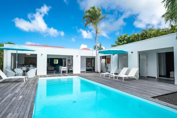 Villa Rosa: luxe appartement met zwembad in Saint-François, Guadeloupe - thumbnail 4
