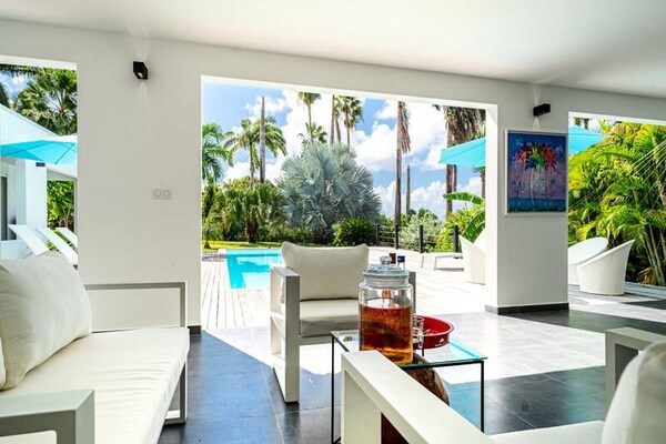 Villa Rosa: luxe appartement met zwembad in Saint-François, Guadeloupe - thumbnail 5