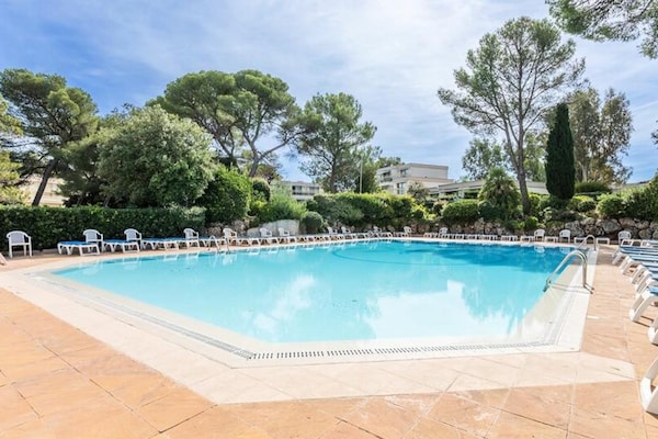 Familieappartement met tuinzicht op 300m van de baai in Saint-Raphaël - thumbnail 5