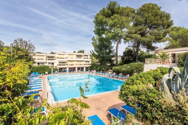 Groen appartement nabij strand en baai in Saint-Raphaël - thumbnail 6