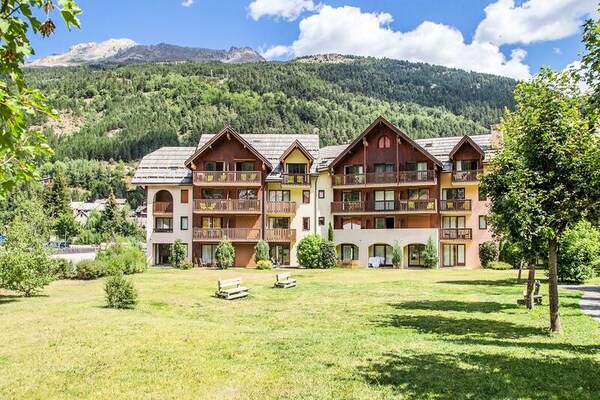 Gezellig appartement in Serre-Chevalier 1400, 50m van winkels en pistes - thumbnail 4